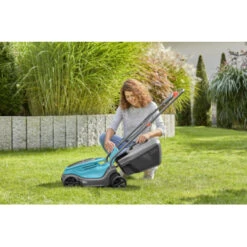 Gardena 18V Grasmaaier Powermax P4A 30cm Incl. 4.0Ah Accu + Lader 7 Gardena 18V Grasmaaier Powermax P4A 30cm Incl. 4.0Ah Accu + Lader -Makitar Winkel 123 2352
