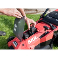 SKIL 20V Grasmaaier 0140BA Brushless 43cm + 2 Accu's 4,0Ah + Snellader 13 SKIL 20V Grasmaaier 0140BA Brushless 43cm + 2 Accu's 4,0Ah + Snellader -Makitar Winkel 123 2444
