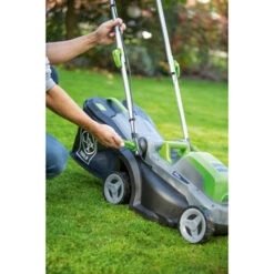 LUX 20V Accu Grasmaaier 33cm Incl. 2 Accu's 4,0Ah + Lader 17 LUX 20V Accu Grasmaaier 33cm Incl. 2 Accu's 4,0Ah + Lader -Makitar Winkel 123 2536