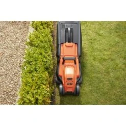 Black & Decker BLACK+DECKER Elektrische Grasmaaier BEMW451-QS 32cm 1200W -Makitar Winkel 123 2565