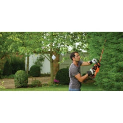 Black & Decker BLACK+DECKER 18V Heggenschaar GTC18504PC Incl. 4.0 Ah Accu -Makitar Winkel 123 2581