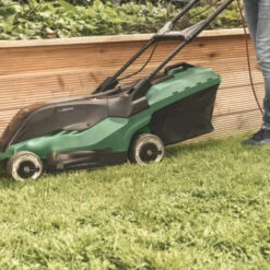 Bosch Elektrische Grasmaaier UniversalRotak 450 35cm 1300W -Makitar Winkel 123 3297