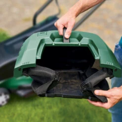 Bosch Elektrische Grasmaaier Universal Rotak 550 36cm 1300W 8 Bosch Elektrische Grasmaaier Universal Rotak 550 36cm 1300W -Makitar Winkel 123 3390